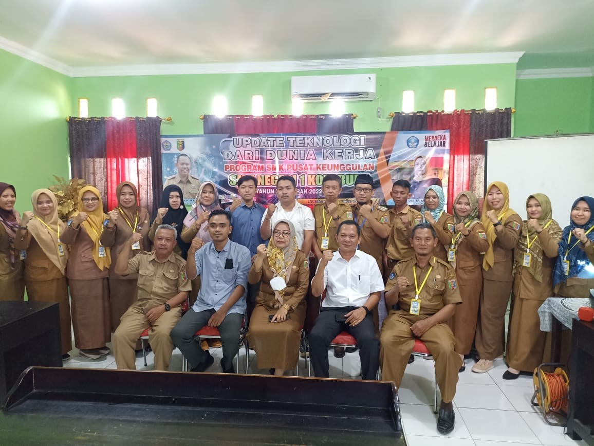 Workshop Update Teknologi Dari Dunia Kerja SMKN 1 Kota Bumi Bersama Fakultas Ilmu Komputer UBL