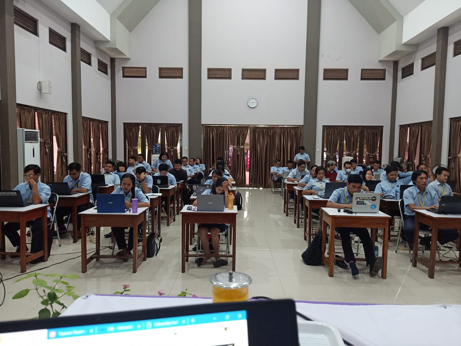 Dosen Fakultas Ilmu Komputer UBL Melaksanakan Pelatihan Pengelolaan Web dan Company Profil Kepada Staff Xaverius Se-Provinsi Lampung.