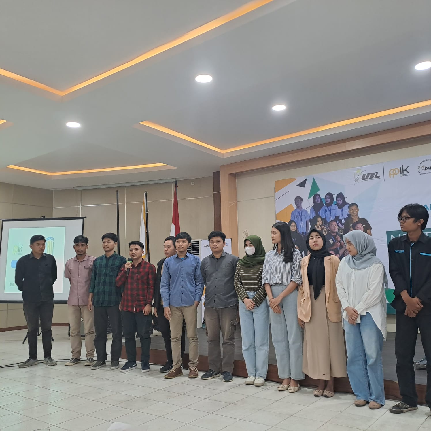 11 MAHASISWA FAKULTAS ILMU KOMPUTER MENJADI PERWAKILAN DALAM KEGIATAN AKADEMI INOVASI BATCH II NEXTGEN.