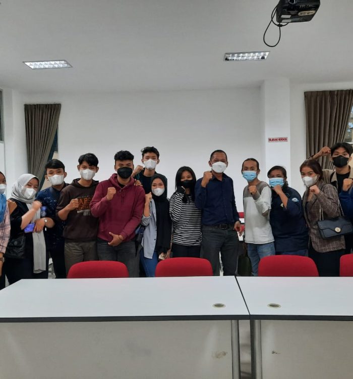 Meet up and Discussion  dengan mahasiswa