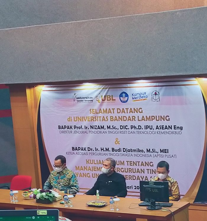 Kuliah Umum Tentang Manajemen Perguruan Tinggi yang Unggul dan Berdaya Saing