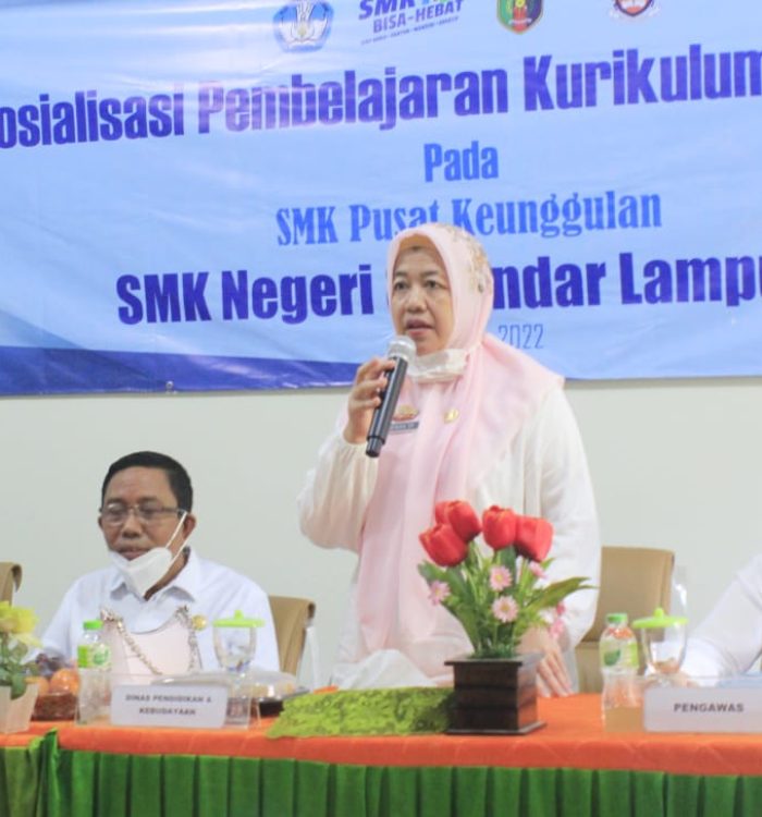 Kunjungan Kedua Fakultas Ilmu Komputer UBL dalam rangka Pendampingan SMK Pusat Keunggulan Bersama SMKN 8 Bandar Lampung