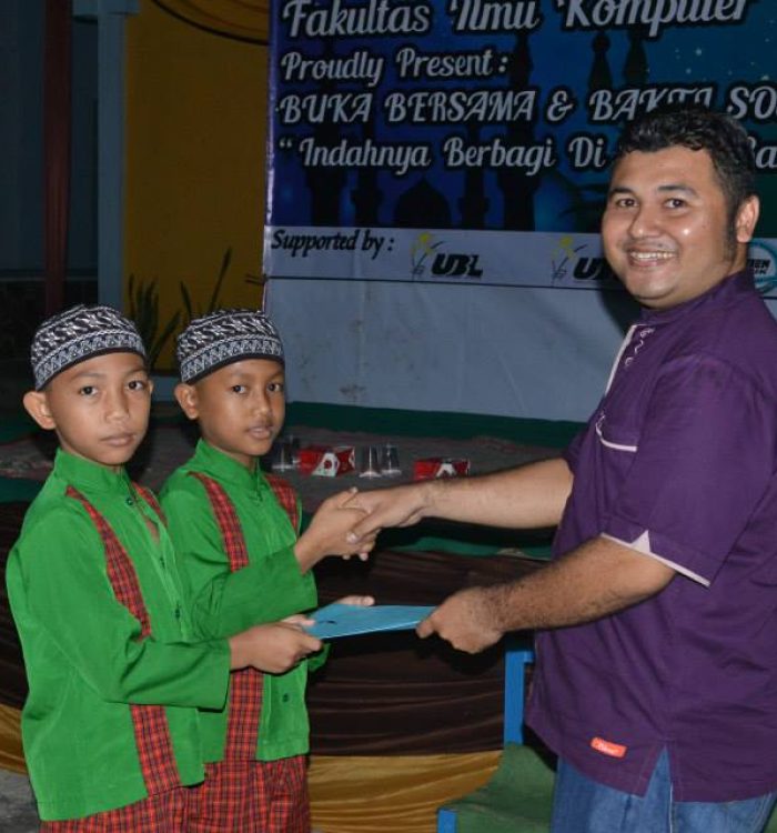 Buka Bersama Mahasiswa FIK-UBL 2015